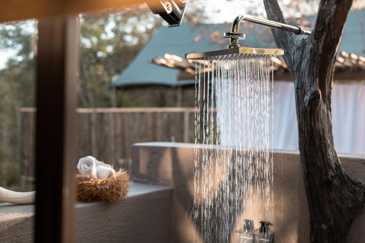 Umkumbe Bush Lodge - Luxury Tented Camp Riserva di Sabi Sand Esterno foto