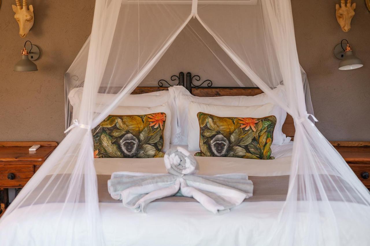 Umkumbe Bush Lodge - Luxury Tented Camp Riserva di Sabi Sand Esterno foto