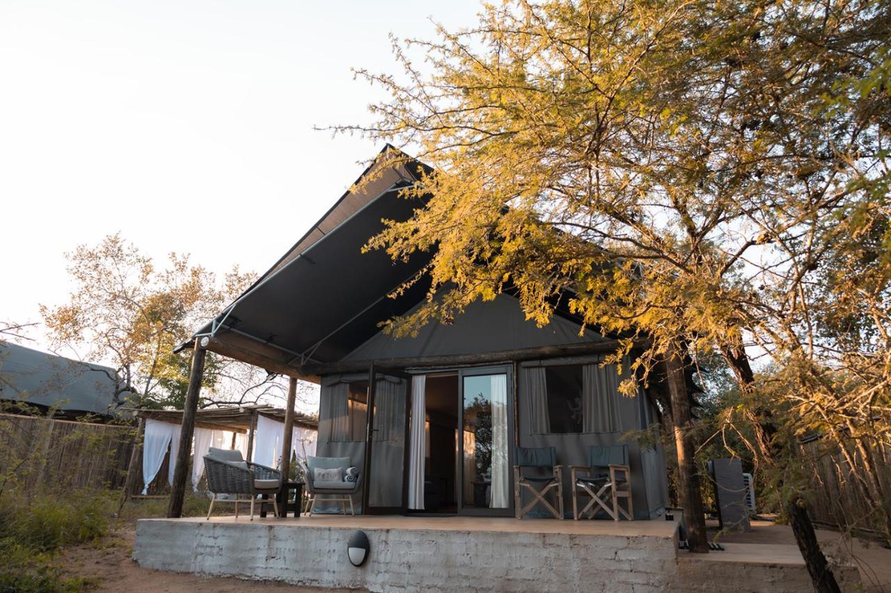 Umkumbe Bush Lodge - Luxury Tented Camp Riserva di Sabi Sand Esterno foto