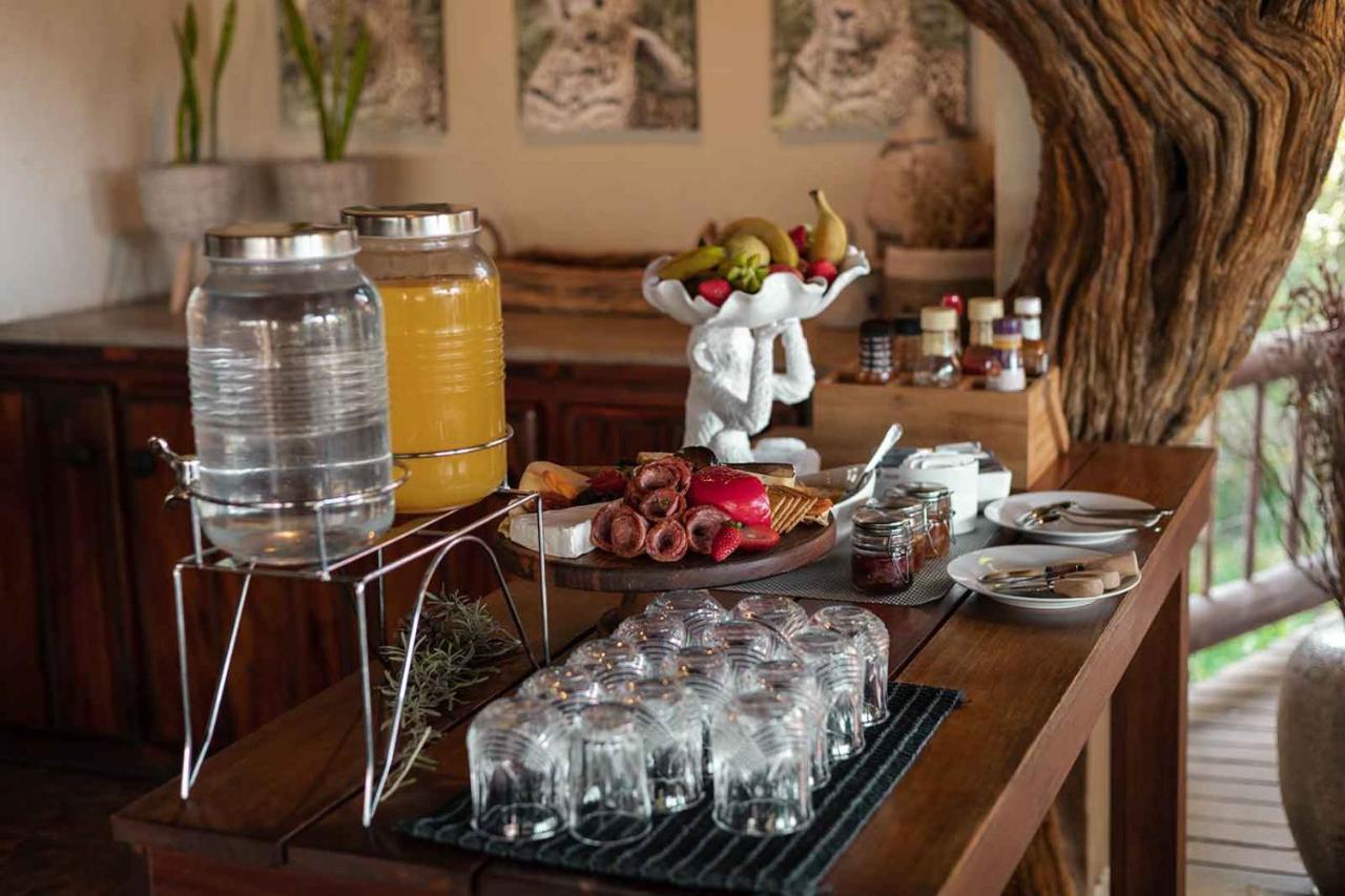 Umkumbe Bush Lodge - Luxury Tented Camp Riserva di Sabi Sand Esterno foto