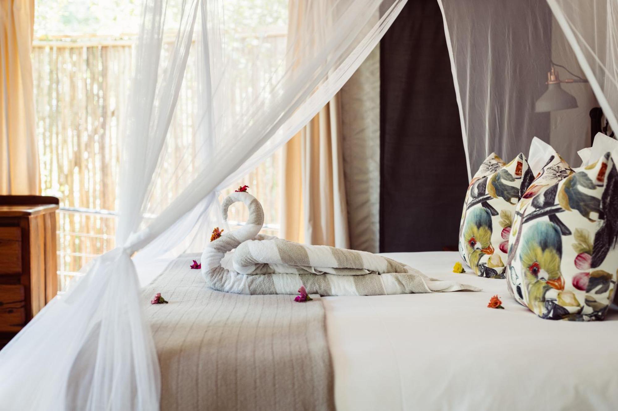 Umkumbe Bush Lodge - Luxury Tented Camp Riserva di Sabi Sand Esterno foto